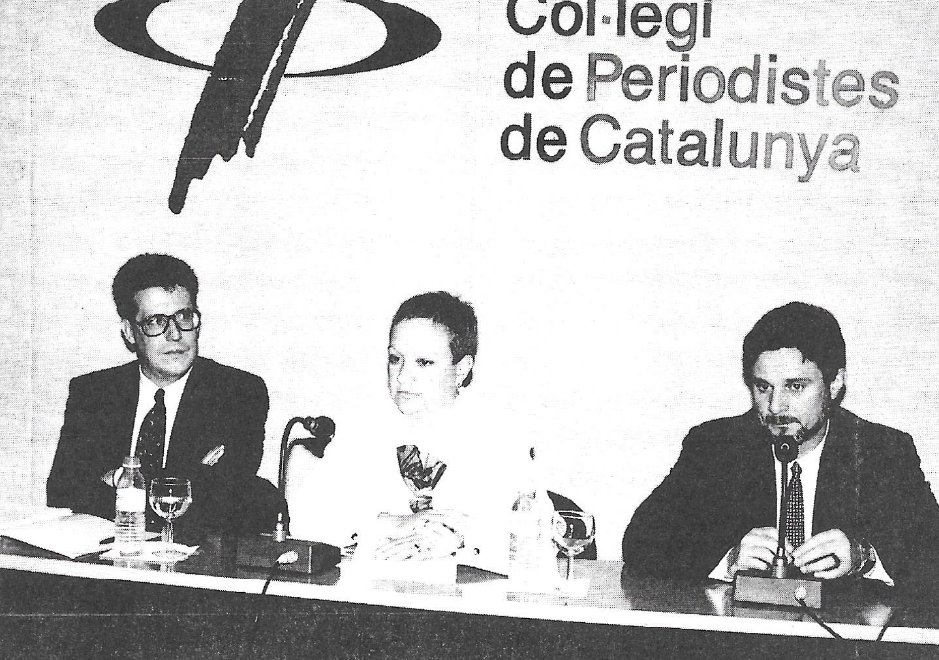 Lluís Bagunyà Valls, presidente del Col·legi Oficial de Bibliotecaris-Documentalistes de Catalunya (COBDC), Maria-Eulàlia Fuentes Pujol, profesora de Documentación de la Universitat Autònoma de Barcelona (UAB) y Enric Bellveser Icardo, director del Seminario