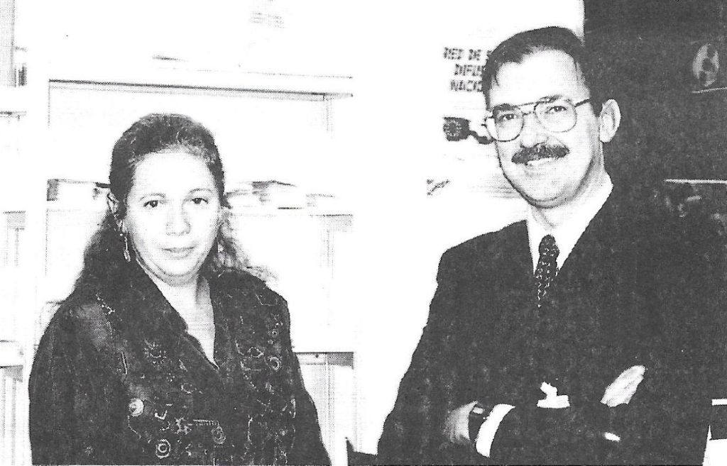 Luisa de Pablo Maciá, del Instituto Español de Comercio Exterior (ICEX) y Jaime Tascón Casals, gerente de Asedie
