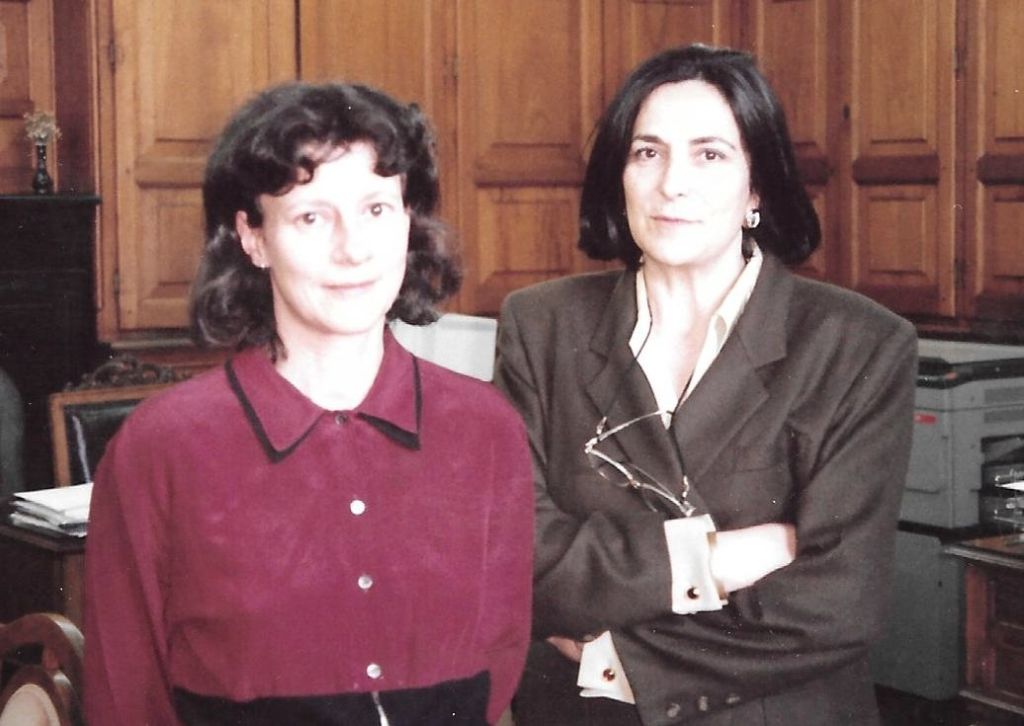 Lluïsa Núñez Salmerón, responsable de Informática, y Dolors Lamarca Morell, directora. Biblioteca de la Universitat de Barcelona.