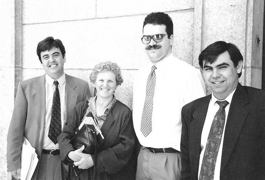 Jesús Escanciano del Blanco (Dirección General de Telecomunicaciones, DGTel); Rosa de la Viesca Espinosa de los Monteros (Centro de Información y Documentación Científica, Cindoc); Isidro F. Aguillo Caño (Cindoc); y Javier Ponce Martínez (Centro para el Desarrollo Tecnológico Industrial, CDTI).