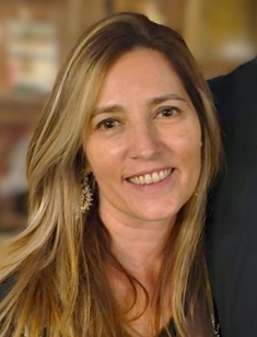 Adela Ruiz