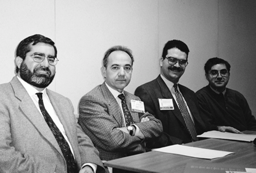 Pedro Hípola Ruiz, Universidad de Granada (UGR), Tomàs Baiget, Institut d'Estadística de Catalunya (Idescat); Isidro F. Aguillo Caño, Centro de Información y Documentación Científica (Cindoc) y Alfons Cornella Solans, de la Escuela Superior de Administración y Dirección de Empresas (Esade).
