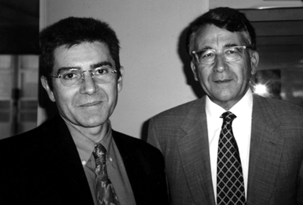 Josep Maria Montaner, jefe de prensa, y Pere Vicens Rahola, hijo del humanista e intelectual Jaume Vicens Vives, fundador y director de la Editorial Vicens Vives, y presidente del Liber.