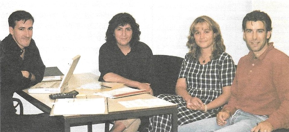 Personal de Swets Subscription Service en Lisse, Holanda: Santiago Rodríguez, Beatriz Molina y Eva Pérez (administración), y José Lopez Reyes (gerente de ventas).